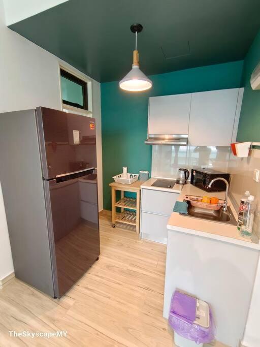 Apartment 【hot!】 Jb Muji White Theme - Space & Comfy Johor Bahru